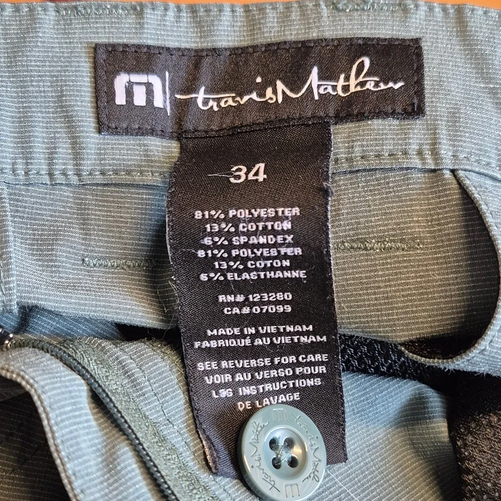 TravisMathew Mens Sage Green Performance Golf Shorts Size 34‎ Stretch Textured